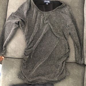 Maternity top size S and bottom size 4